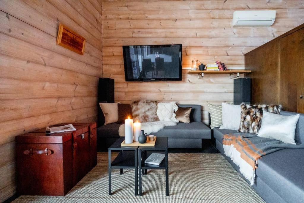 Villa Koitelin Residenssi à Oulu Extérieur photo