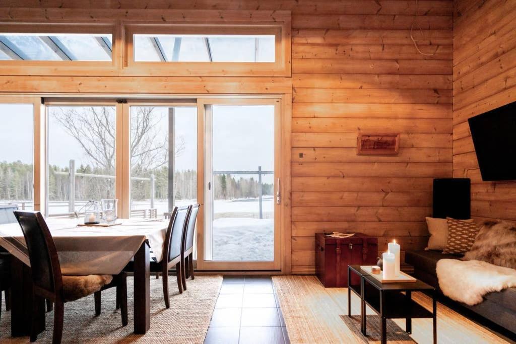 Villa Koitelin Residenssi à Oulu Extérieur photo